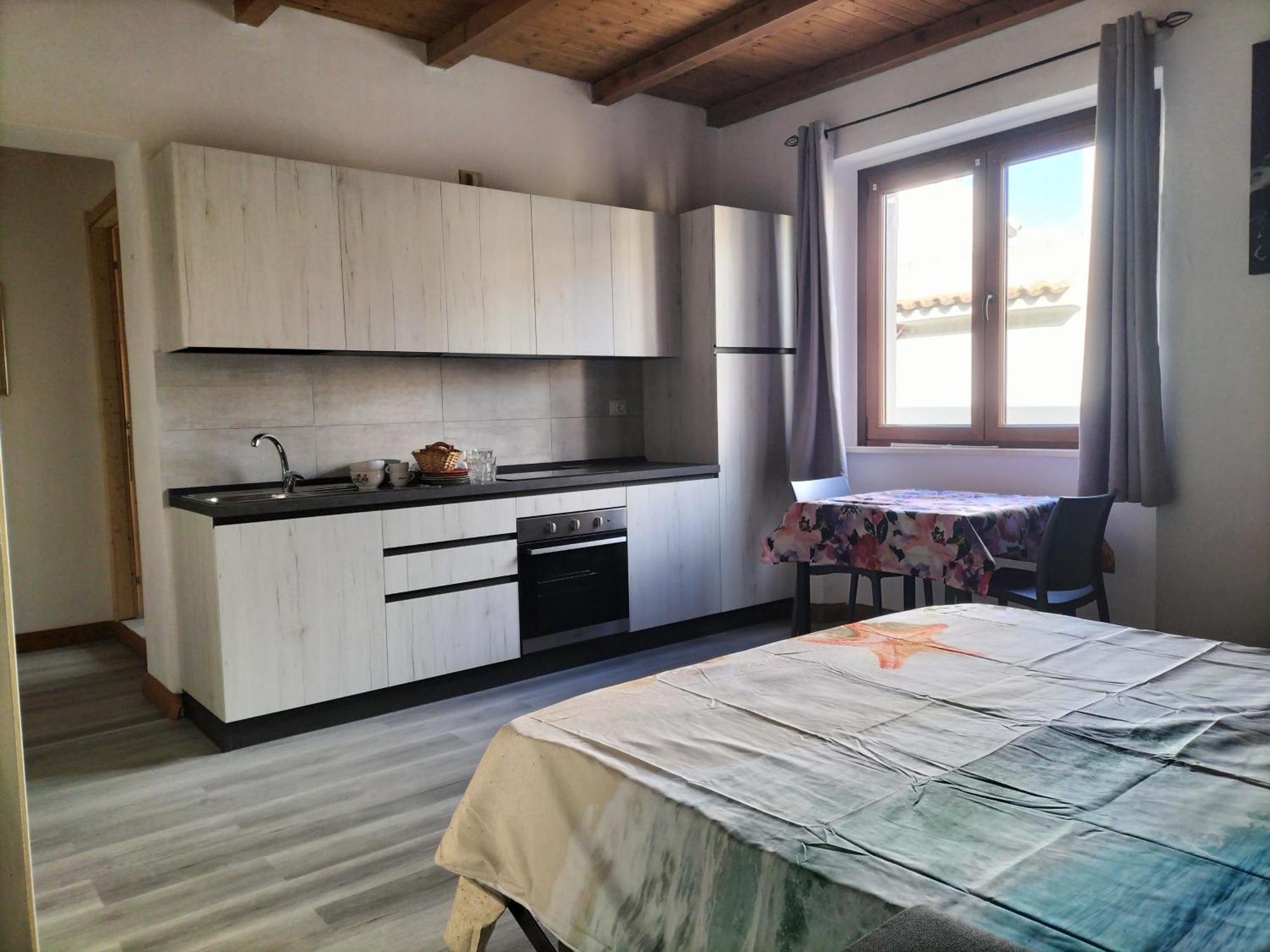 The Square Apartman Orosei Kültér fotó
