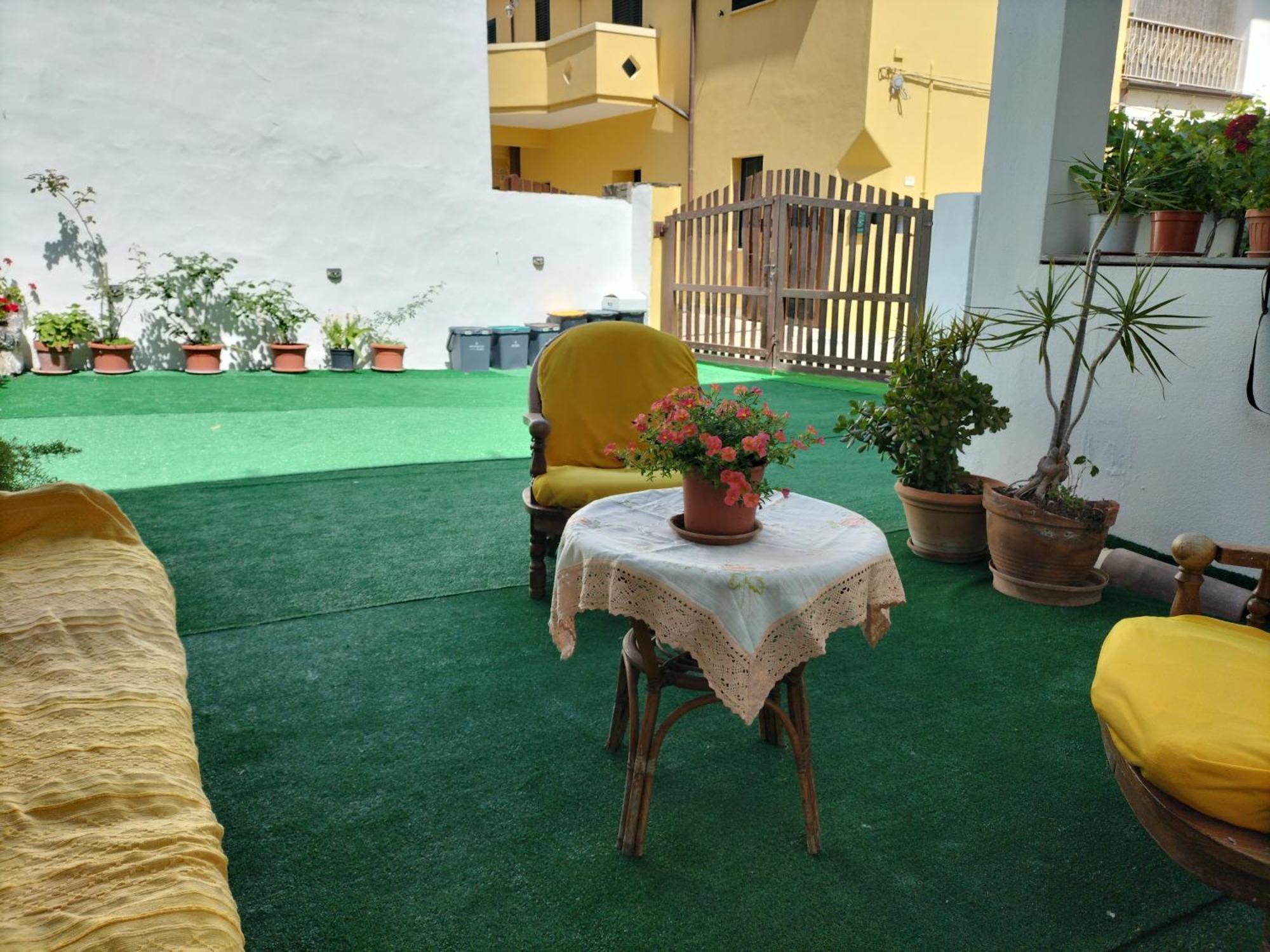 The Square Apartman Orosei Kültér fotó